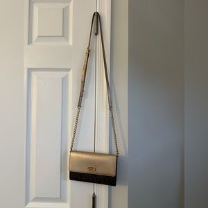 Michael Kors wallet on chain